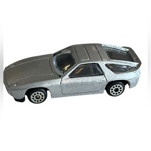 ZEE TOYS / Zylmex D89-1/64 Diecast Porsche 928 car